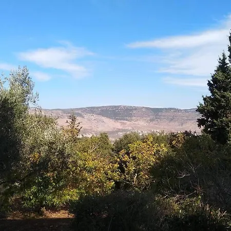 הבית ליד הבוסתן דירה לזוג Mikhmannim Exterior photo